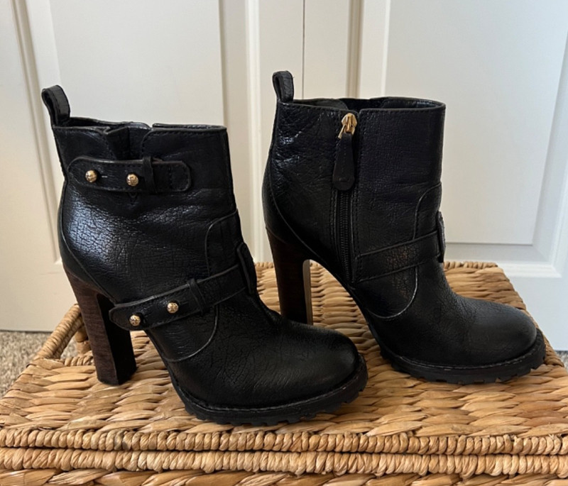 Tory Burch Black Leather High Heel Bootie;  Size 6.5 - Rare Find - $250 Retail