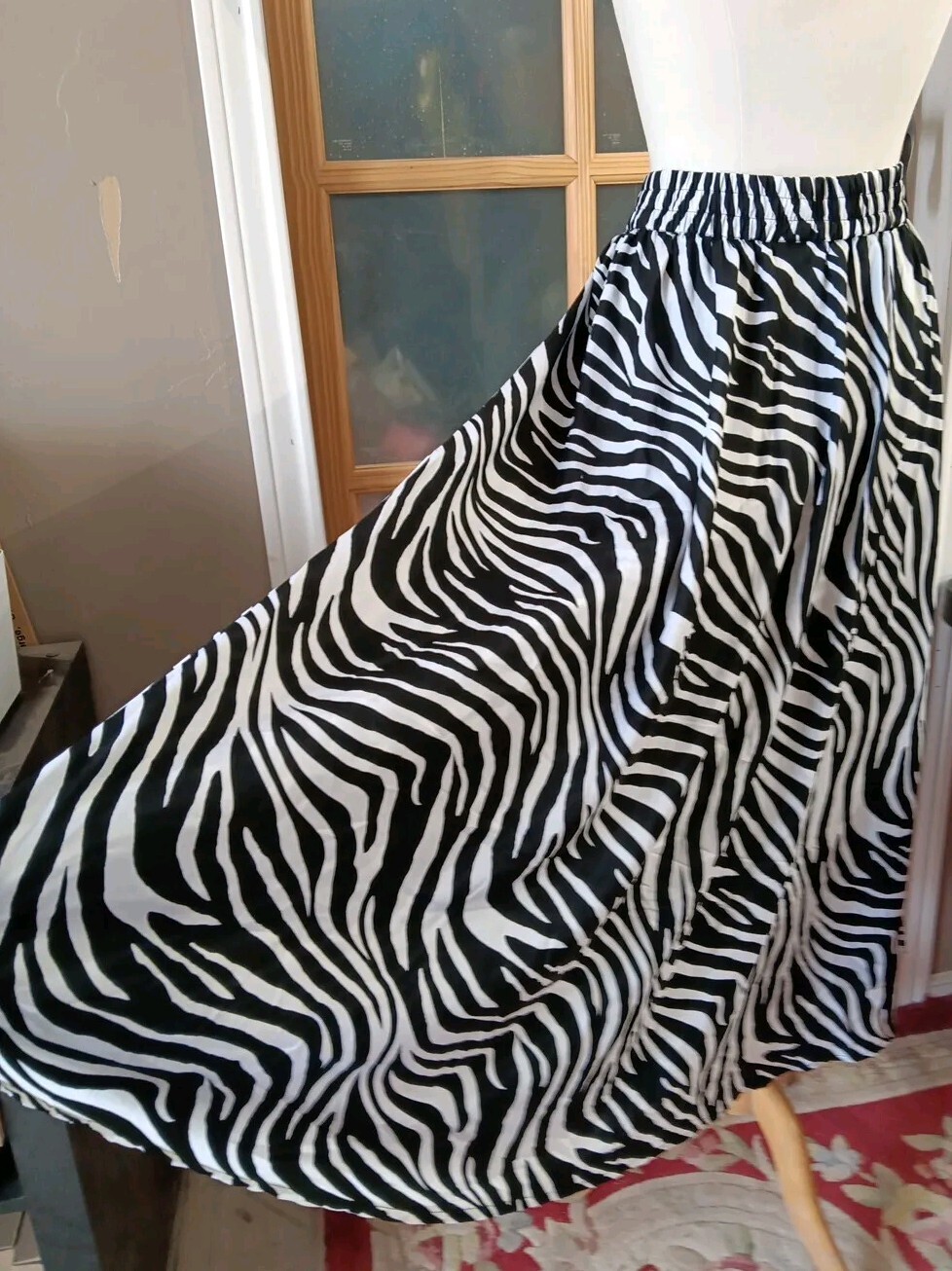 Zebra Print Skirt Flair Silky Midi Plus 2X Pull on Poly Bobbie Brooks Stunning thumbnail 5