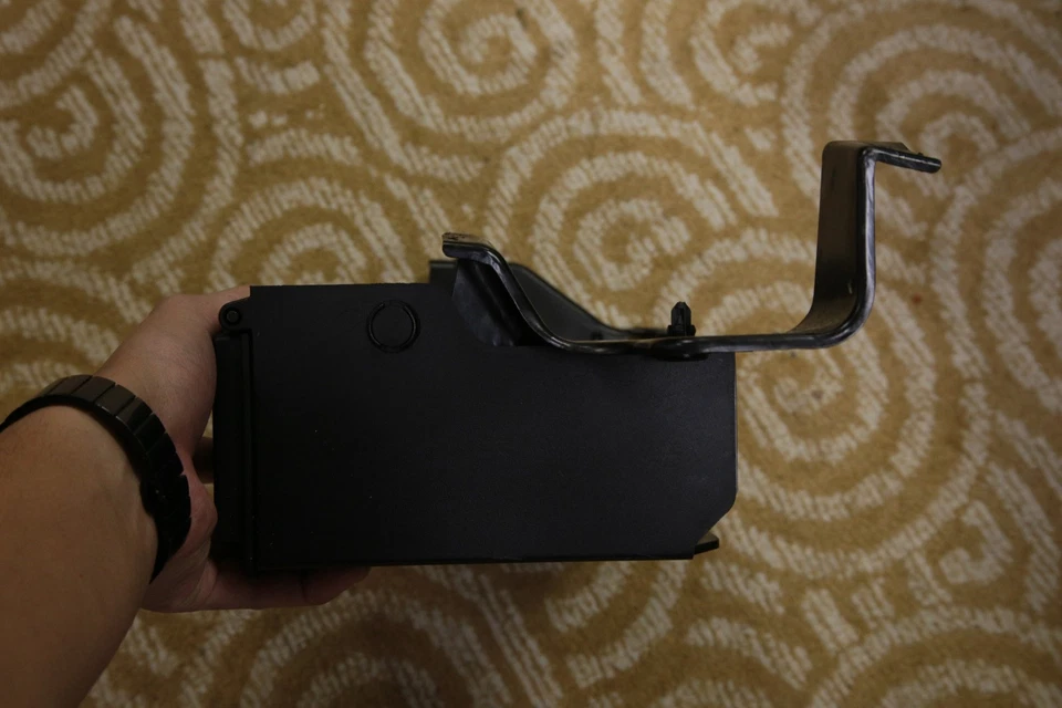 2006-2008 INFINITI FX35 RWD NAVIGATION DVD DRIVE ASSEMBLY W/BRACKET K6790 - Image 4 of 4