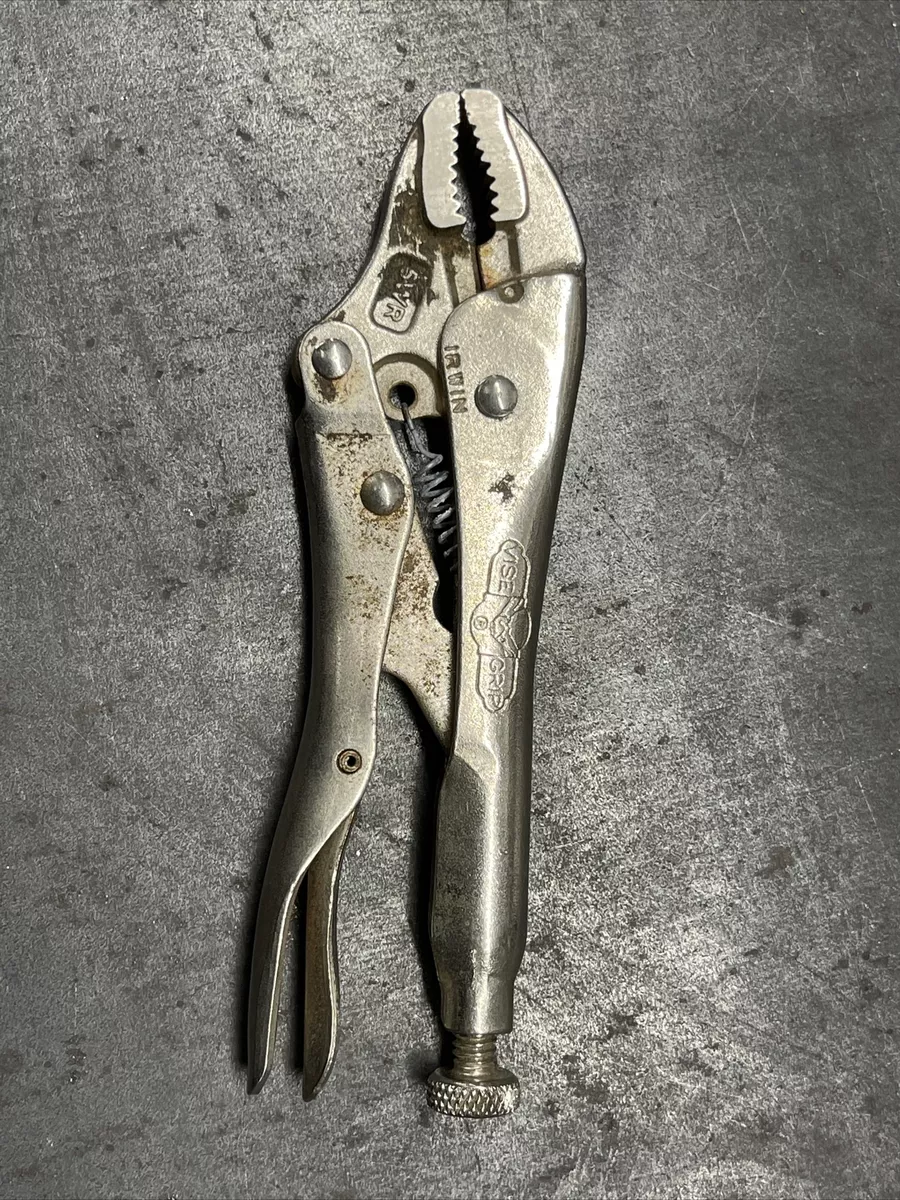 A clearance vise grip