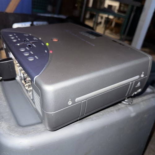Sanyo PLC-XU30 Pro XtraX Multiverse Projector W/ Org Box, Manual, Remote + - Picture 8 of 24
