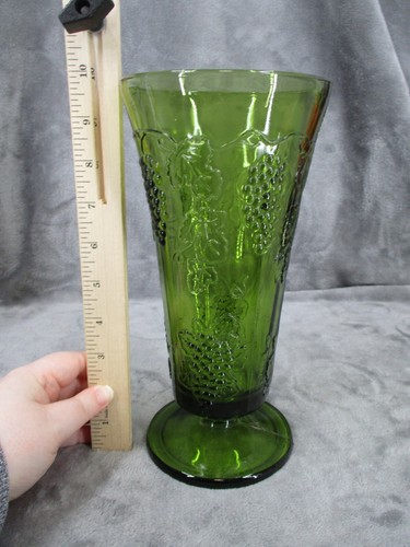 Indiana Glass Pedestal Vase Green Grape Vine Embossed Design 9 3/4" Tall Vintage - Picture 3 of 13