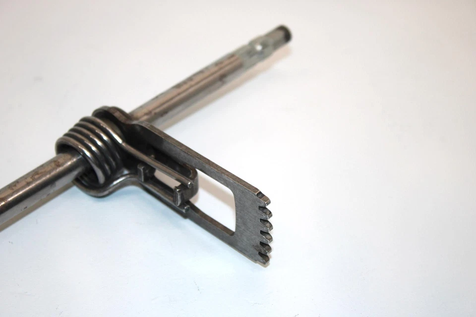 Eje de cambio de marchas 85 Suzuki Quadrunner 185 Lt185 2x4 OEM 25510-24301 AS15 Foto 2 de 4