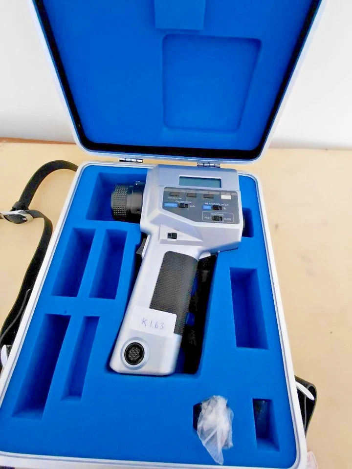 Minolta LS100 Luminance Meter in black carry case - Image 2 of 4