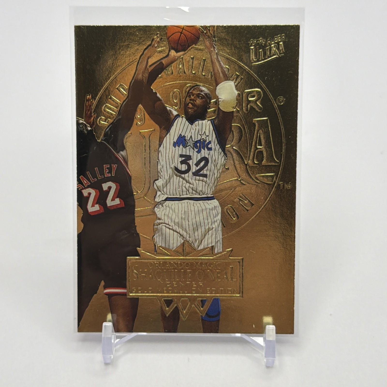 1995-96 Fleer Ultra - Shaquille O'Neal #126 Gold Medallion Edition