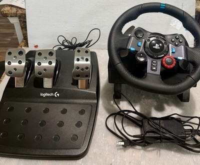 Logitech G29 Driving Force Racing Wheel & Pedals  for PC/ PS3, PS4, or PS5