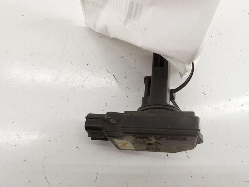 Sensor de flujo de aire másico Mitsubishi Galant 2005 fabricante original usado probado  Foto 2 de 4