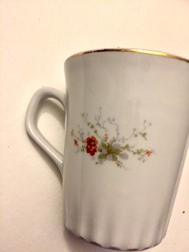 Vintage Czechoslovakia Floral Tea coffee Cups lot of 4 Crown Mark With D - Picture 4 of 6