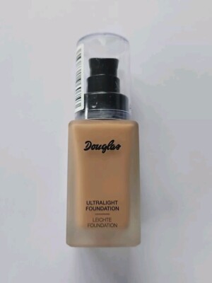 Make Up Douglas Ultralight / Leichte Foundation Nr.6 Cuivrè