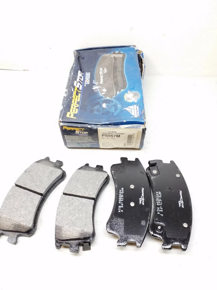 PS957M Perfect Stop By Wagner Semi-Metalic Disc Brake Pads Made In USA  - Image 2 of 3