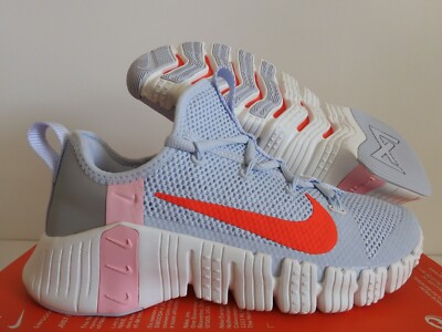 WMNS NIKE FREE METCON FOOTBALL GREY-BRIGHT