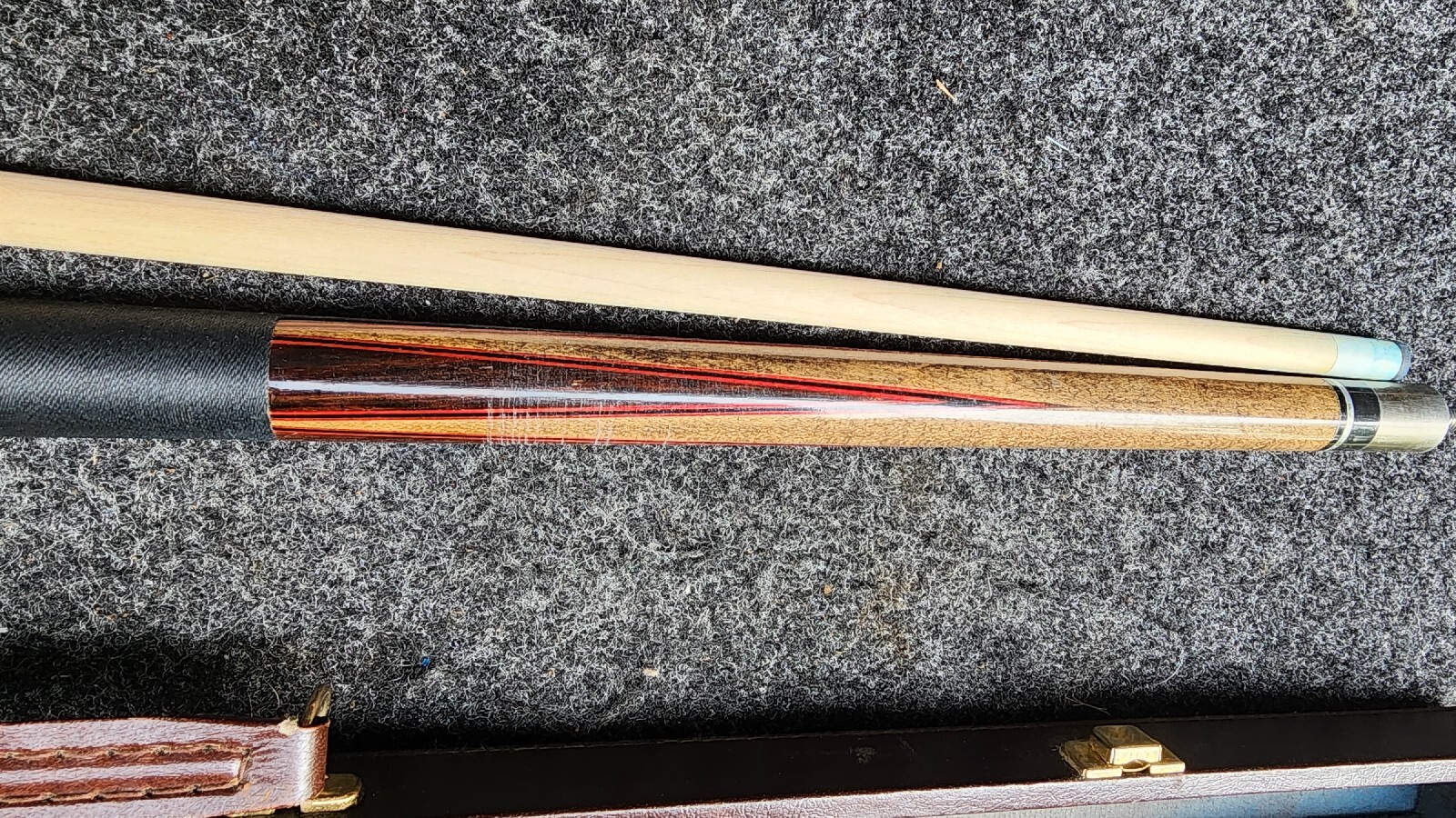 VINTAGE STRATFORD POOL CUE WITH CASE eBay