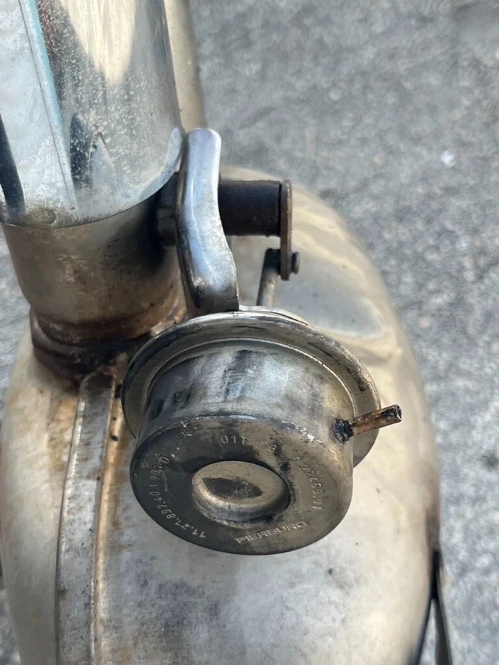 01-06 SILENCIADOR ESCAPE TRASERO BMW E46 330i 330Ci con puntas 7502553 OEM 122K Foto 2 de 4