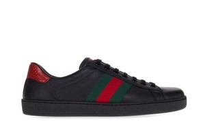 gucci snake sneakers black