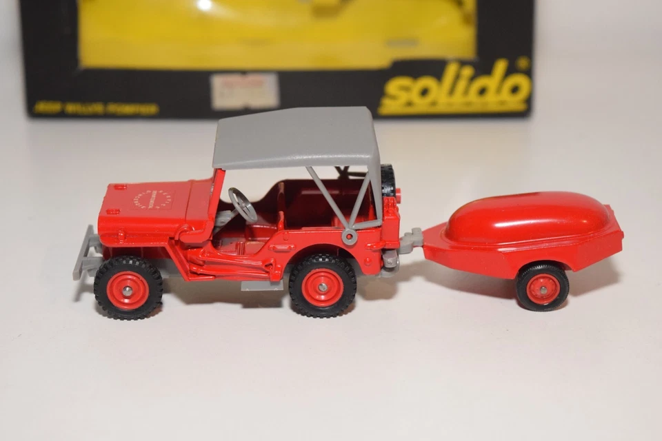 A50 1:43 SOLIDO 3304 JEEP WILLYS VIGILI DEL FUOCO RIMORCHIO FURGONE DEI POMPI... - Immagine 2 di 4