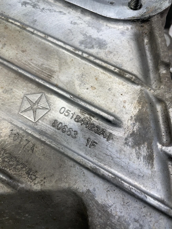 2011-2019 DODGE CARAVAN 11-14 200 14-21 PROMASTER 1500 UPPER OIL PAN OEM - Image 2 of 4