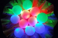 2pcs Night Flashing Light Glow Golf Balls Led Electronic Golfing Fluorescence 2pcs Night Flashing Light Glow Golf Balls Led Electronic Golfing Fluorescence