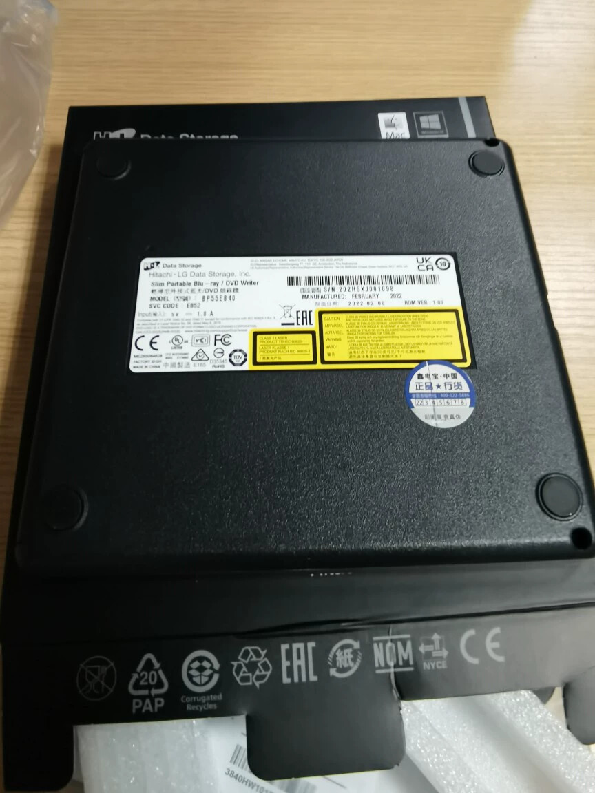 Original Hitachi-LG Slim Portable Blu-ray Writer BP55EB40