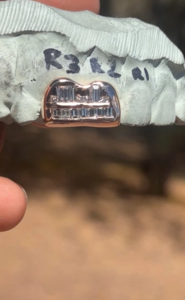 Grillz 14K Rose Gold Si Baguettes/Princess Cut Diamonds , Two Teeth ￼ - Image 4 of 4