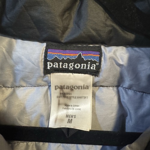 Patagonia Men’s Black Down Sweater Jacket Size Medium Vintage - Picture 4 of 4