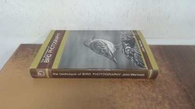 			The Technique of Bird Photography, John Warham, The Focal Press, 		