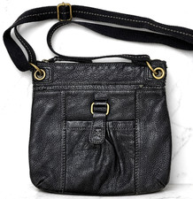 The Sak Black Pebbled Leather Crossbody Purse Women  s 11x10 Shoulder Bag
