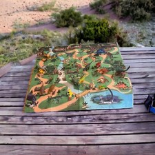 Toy Dinosaurs Lot of 25 Pieces Action Figures Large Scenery Play Mat Storage Bag