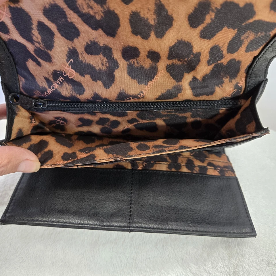 Cartera de cuero negra B Makowsky para mujer interior de leopardo cremalleras exteriores e interiores Foto 4 de 4