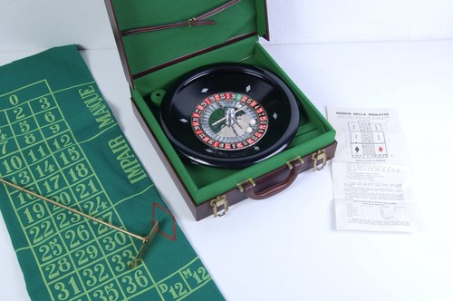 Vintage Poker Roulette Chips Double Opening Chiffon Green Domino Skin Suitcase - Picture 5 of 12