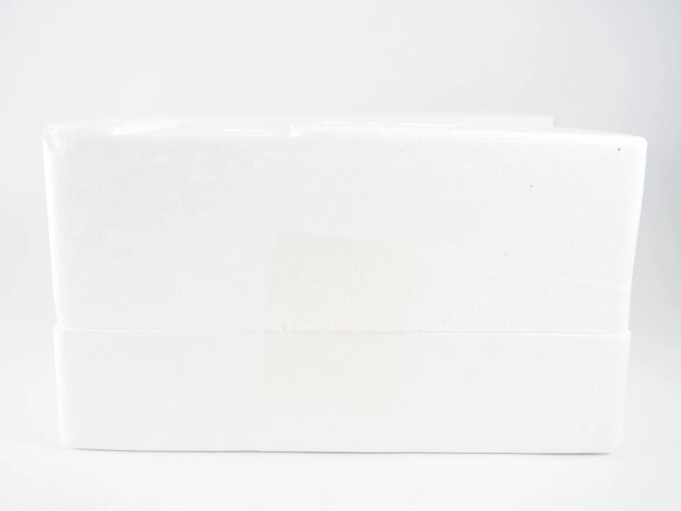 Schuco 1/18 VW Autobus T1B Transporter Messerschmitt Cab - Immagine 4 di 4