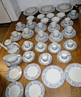 Vintage 64 teiliges Royal Doulton Oakdene Tee Kaffee Tafelservice ~ Top