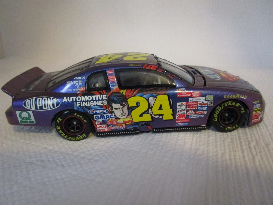NASCAR Jeff Gordon #24 Superman 1999 Scale 1/32 Diecast Hood Opens Action NO BOX - Image 2 of 4
