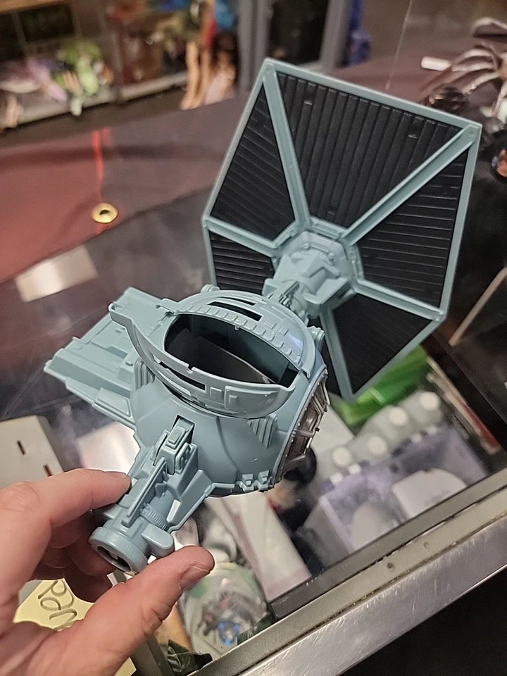 Kenner Star Wars 1995 POTF Imperial TIE Fighter 3,75" con piezas de vehículo piloto Foto 3 de 4