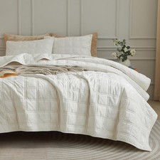 Luxury Soft Velvet Quilt Set Full Queen Size - Lightweight Velvet Bedding Set...