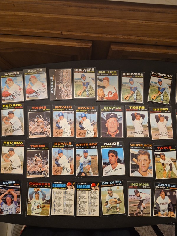 vintage topps baseball cards lot