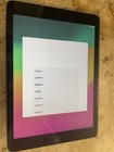 Apple iPad 6.Gen. 32GB, WiFi (Ohne Simlock), 9.7 Zoll - Space Grau