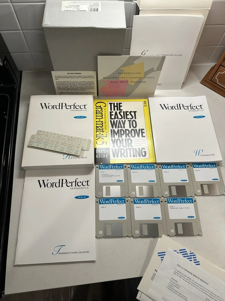 WordPerfect 5.2 for OS/2 Boxed Set w/ 3.5” Disks Manuals RARE - Image 2 of 4