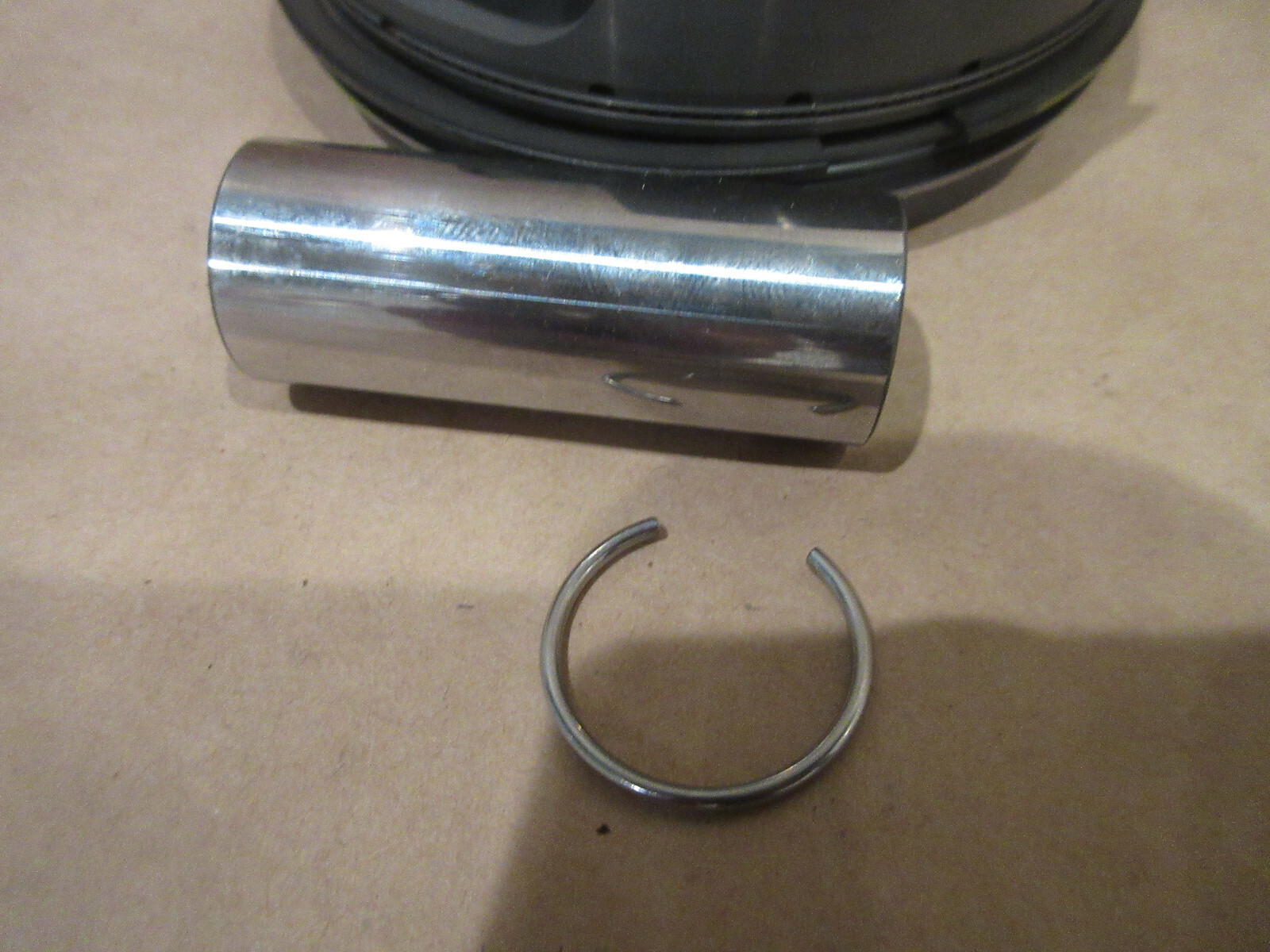 Maserati MC Stradale - RH Bank Complete Engine Piston (NEW) P/N 268898