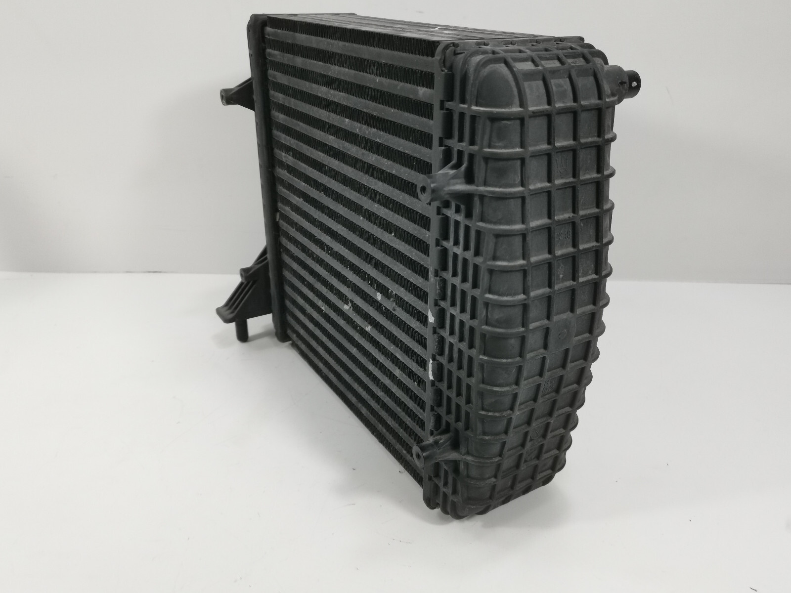 14- Maserati GHIBLI Left Driver Side Intercooler OEM 16474840