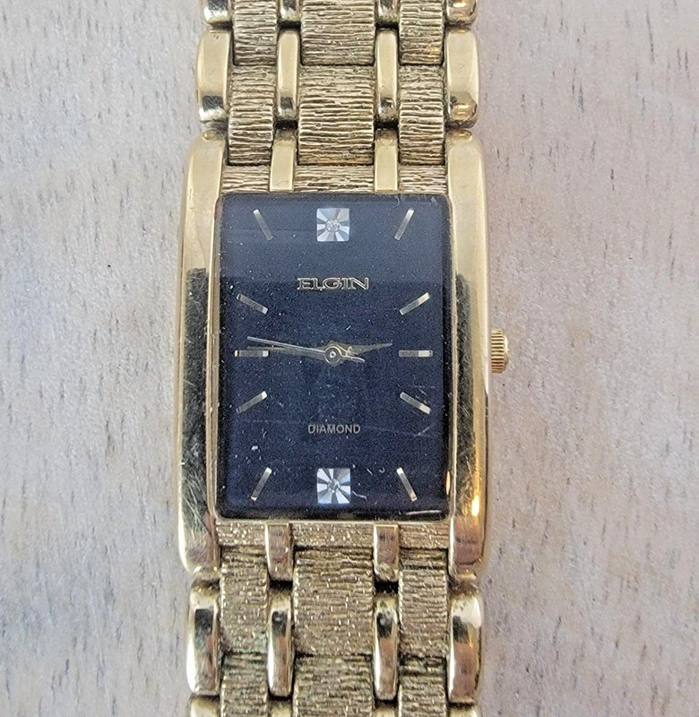 VINTAGE AND VERY RARE. ELGIN SWISS FM486 WATCH GOLD PLATED