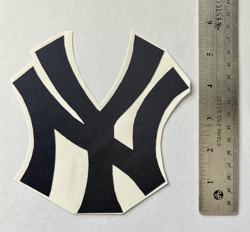 NEW YORK YANKEES “NY” NAVY OFFICIAL TACKLE TWILL JERSEY CHEST PATCH - Picture 3 of 3