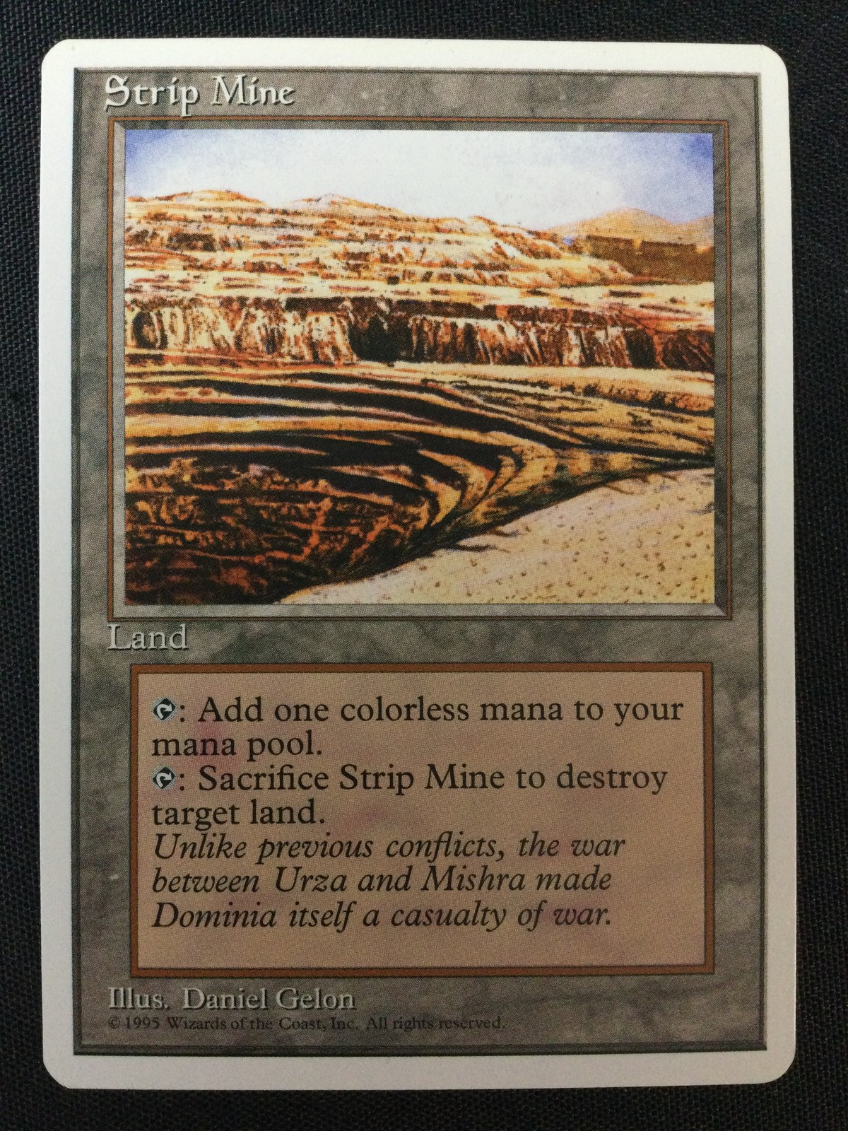 MTG Fourth Edition #189 Strip Mine NM