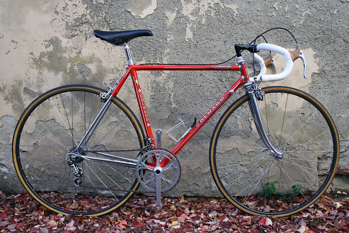 COLNAGO アルミニウム ロードバイク 700C Campagnolo仕様 COLNAGO
