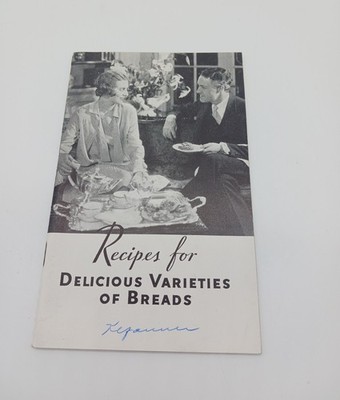 1932 Recipes for Delicious Varieties of Breads Standard Brands Cookbook Booklet