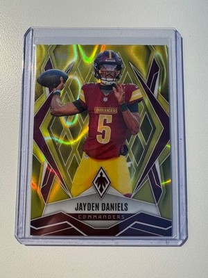 2025 Panini Phoenix Jayden Daniels #8 Yellow Lava /125