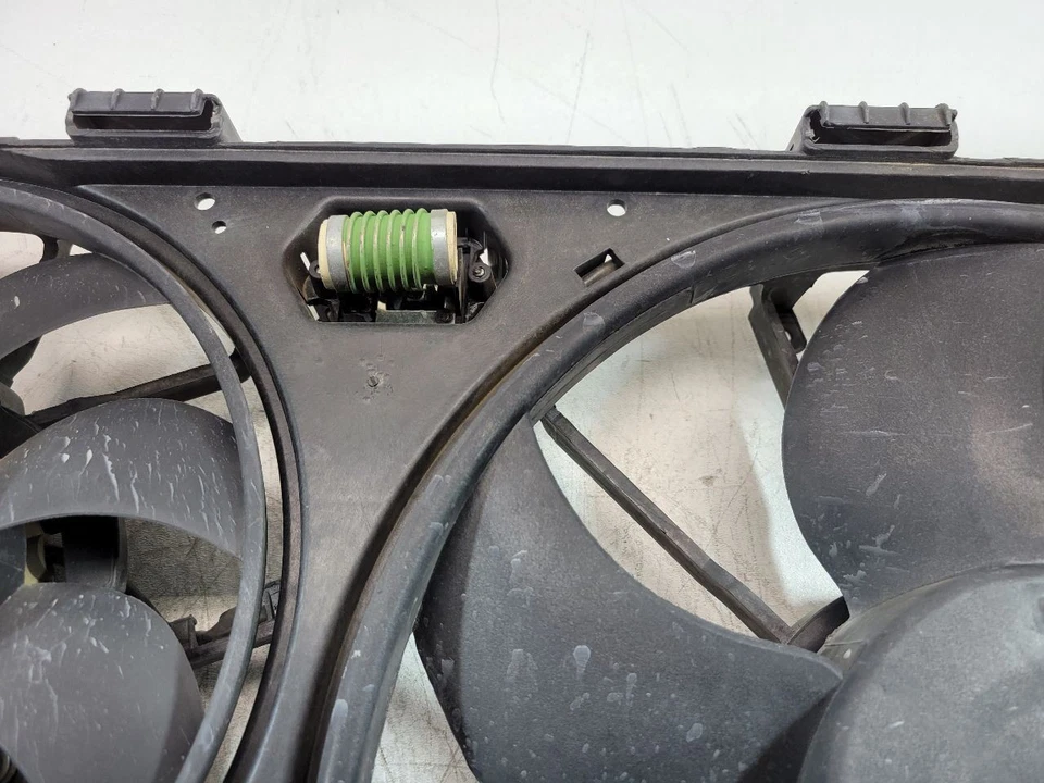 Ford Transit Connect 2010 2011 2012 2013 2,0 L radiador ventilador montaje OEM Foto 4 de 4