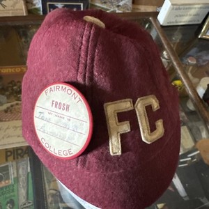 Vintage 1930s-40s FAIRMONT COLLEGE WV FAIRMONT State Sports Beanie Hat & Pinback