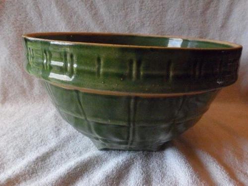 Vintage 1920's McCoy Pottery 9 Inch Green Window Pane #4 Mixing Bowl-Shield Mark