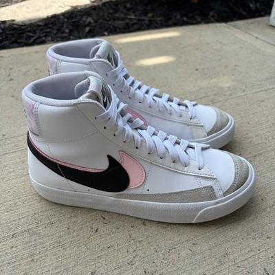 Nike Blazer Mid 77 SE GS Size 5Y White Arctic Punch Sneakers Double Swoosh Pink