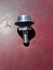 Toyota Lexus 3.0L 3.3L V6 Fuel Injection DENSO Pressure Regulator 23270-62010